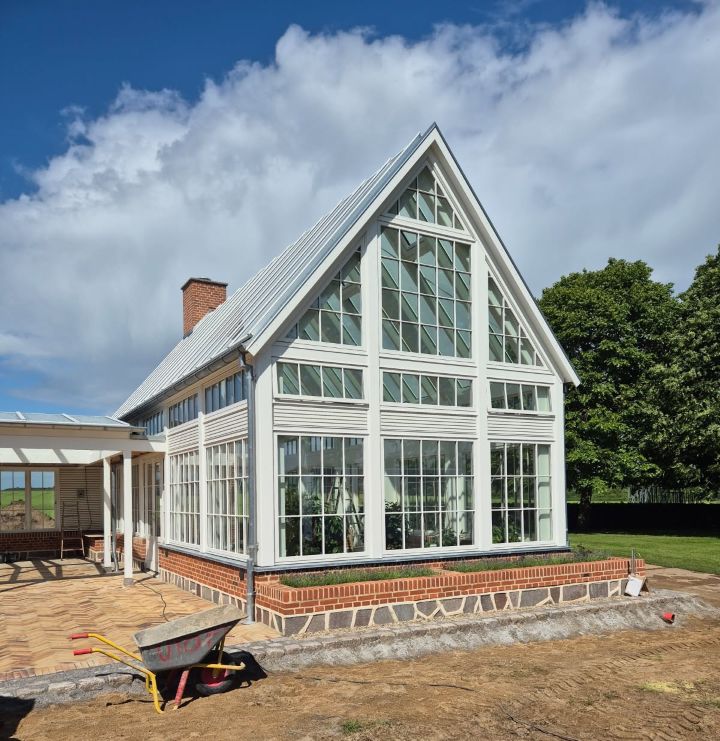 gammel bygning: renoveret