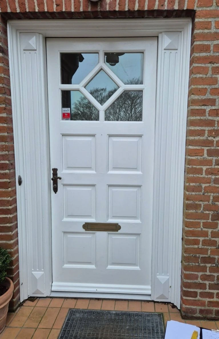 Yderdør: Karsten Birk